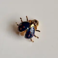 パールファルコ てんとう虫 ブローチ あこや真珠 本真珠 伊勢志摩 保証書付き