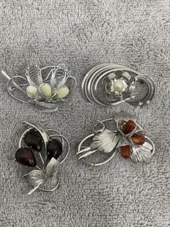 23.223【ブローチ】ヴィンテージ　アンティーク　アクセサリー