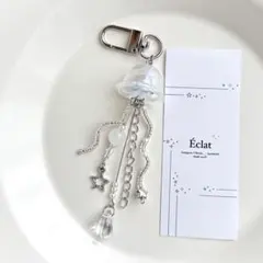 【m6】クラゲチャーム ビーズキーホルダー　ハンドメイド　くらげ