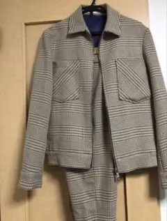 Item thumbnail for item b9a77451-42a1-4569-8a0b-d9e0806d4e7b