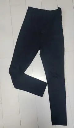 【UNIQLO】マタニティ用黒ズボン⭐ ストレッチ素材　ウエストゴム　M