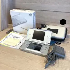 【美品・箱有り】Nintendo DS lite シルバー　アダプター付き