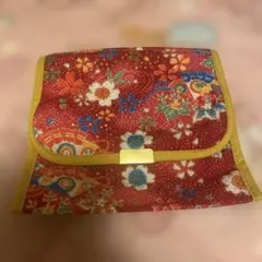 花柄ポーチ 赤色 お薬入れ