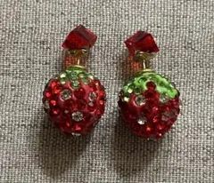 きらきら赤苺ぷっくりピアス:検）レッドストロベリーいちごイチゴキラキラビジュー