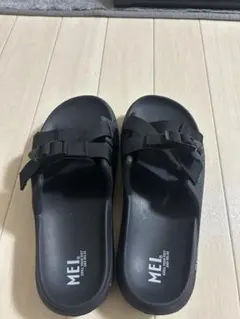 MEI ブラック ストラップサンダル 24センチ