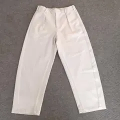 GU カーブタックパンツ メンズ Sサイズ 色 ナチュラル