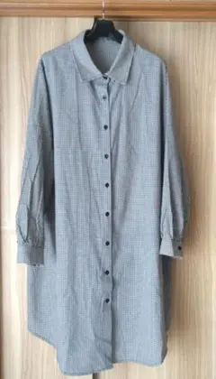 お値下げ♪試着のみ　大きいサイズ　エレガント　チェック柄長袖シャツ　丈長　3XL