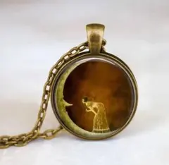 本日20時まで値下げ中　月　ヴィンテージ　アンティーク　ネックレス