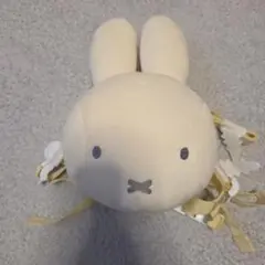 新品未使用品。miffy リュッククリーム色