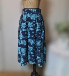 お値下げ❗新品・未使用❕ドゥグラッセ 花柄織り タックスカート 7号