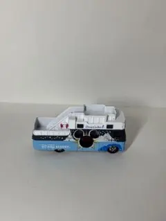 トミカ 東京ディズニーリゾート ドリームクルーザーⅢ バス ドア開閉