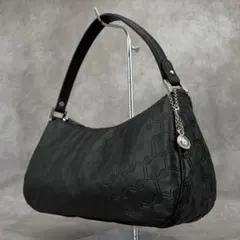 Item thumbnail for item e6889575-431b-4dd6-8f5e-3f5fa2a0d45c