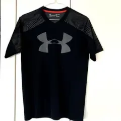 アンダーアーマーシャツ