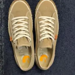 スピングル スニーカー