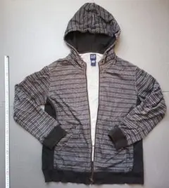 Item thumbnail for item f8fa739c-595f-4c51-8b12-a8bcc9ce70d0