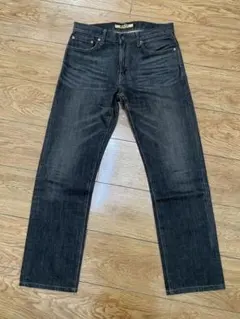 ユニクロブラックデニム32美品