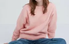 ユニクロ　プレミアムラムクルーネックセーター　ピンク　シンプル　ニット　S