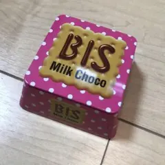 チロルチョコ缶