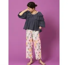 スミレ様専用/美品_ IENA La Boucle_カットワーク刺繍パンツのサムネイル