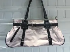 Item thumbnail for item ac8b1f8f-780c-4795-bac3-42889b253553