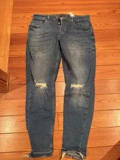 ZARA スキニーデニム ダメージ加工(32インチ)
