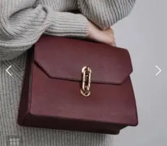 メタリックアクセントトートバッグ