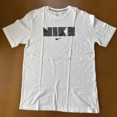 ナイキ　ホワイト Tシャツ　メンズ　Lサイズ　大きいサイズ
