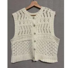 【サマンサモスモス】ケーブル編みニットベスト
