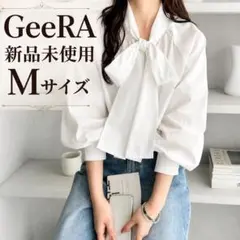 GeeRA ジーラ ボウタイブラウス Mサイズ 新品未使用 白 リボン 長袖のサムネイル