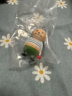 でこぼこフレンズ　めじるしアクセサリー　くいしんボン