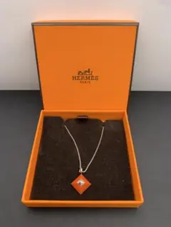 美品 エルメス HERMES メドール キュピドン ネックレスのサムネイル