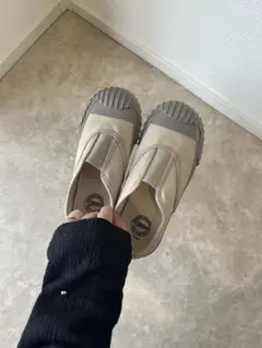 converse ベージュ スリッポン キッズシューズ