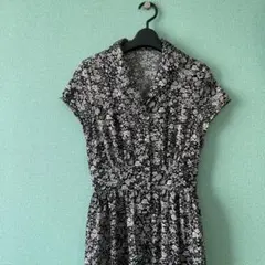 Andemiu 花柄　Vネック　ワンピース　Mサイズ