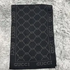 GUCCI ブラック GGパターン マフラー