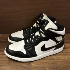 ナイキ W エアジョーダン1 MID ブラック ホワイト