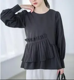 限定出品　新品　トッコクローゼット　 フリルおしゃれシャツ　ブラック