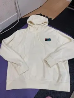 Nike フード付きパーカー クリーム色