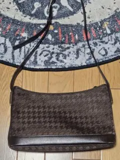 ミラ・ショーン　ハウンドトゥース柄ショルダーバッグ