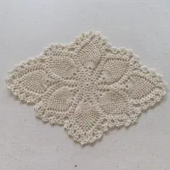 アイボリー レース編み テーブルセンター