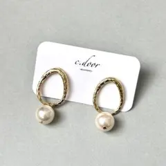 NO.295 ゴールドフレームとパールのピアス