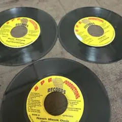 Item thumbnail for item b24dbb68-b29a-4506-8b0a-488a468a8a73