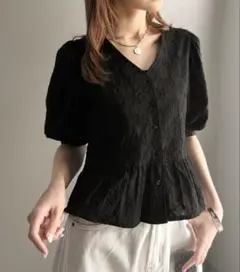 【classicalelf】ショート丈 花柄レース 裾フリル ブラウス 半袖 L