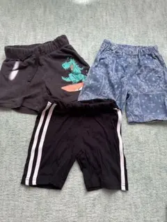 H&M 恐竜プリント ショートパンツ