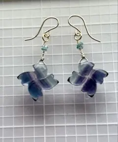 バイカラーフローライト　風車カービング＆ブルージルコンのピアス　14kgf