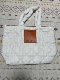DAYLILYキルティングトートバッグ