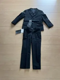 ⭐︎新品未使用品　コムサイズム　スーツ　フォーマル　キッズ　黒