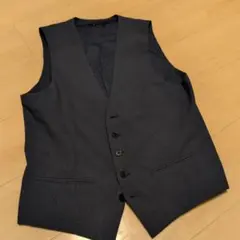 nano ダークグレー スリーブレスベスト 5つボタン