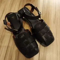 ZARA ブラック ストラップサンダル 37
