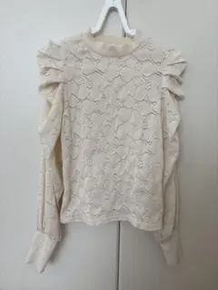 レーストップス　アイボリーのサムネイル