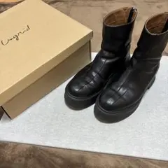 Ungrid ミドル丈ジップデザインブーツ　ブラック　Lサイズ